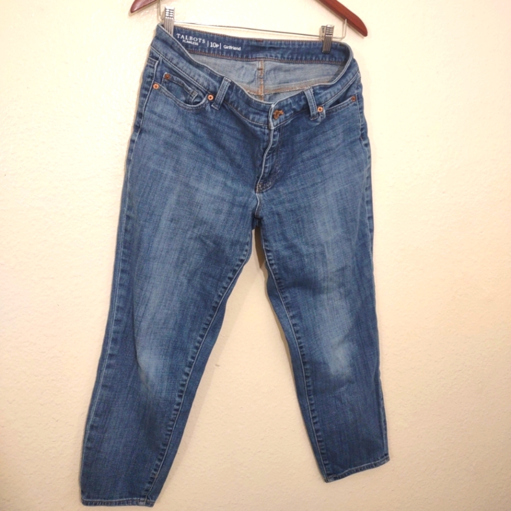 SLIGHTLY USED TALBOTS FLAWLESS 10P GIRLFRIEND JEANS WITH POCKETS COLOR BLUE